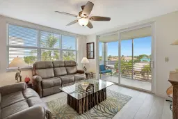 Picture of 105 Paradise Harbour Boulevard 412, North Palm Beach, FL 33408