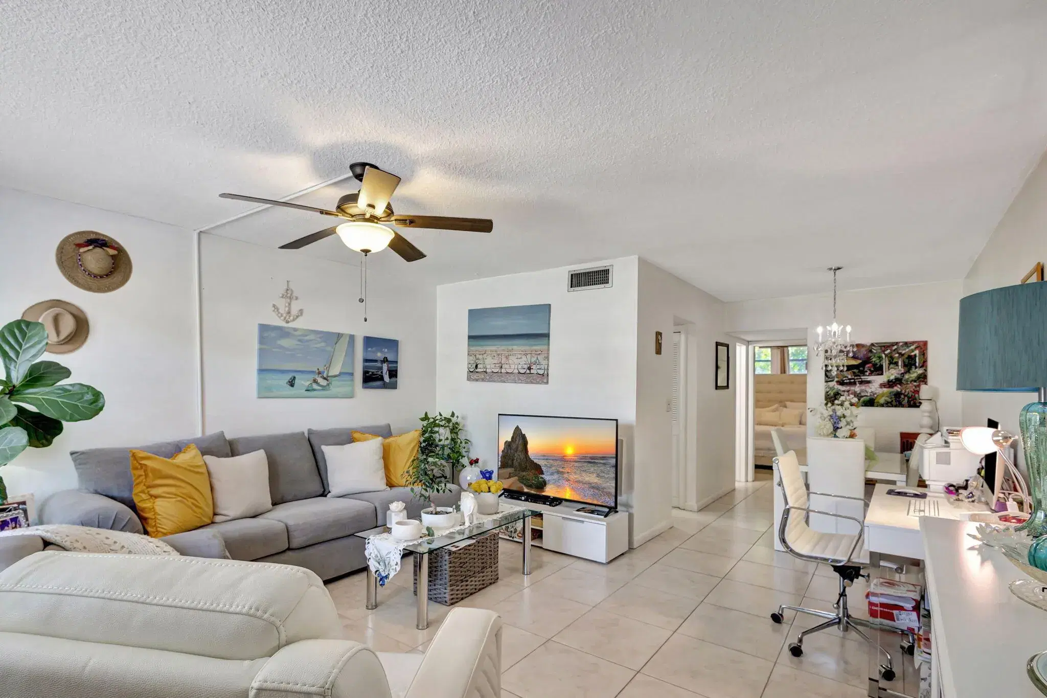 Picture of 2565 S Ocean Boulevard 211, Palm Beach, FL 33480