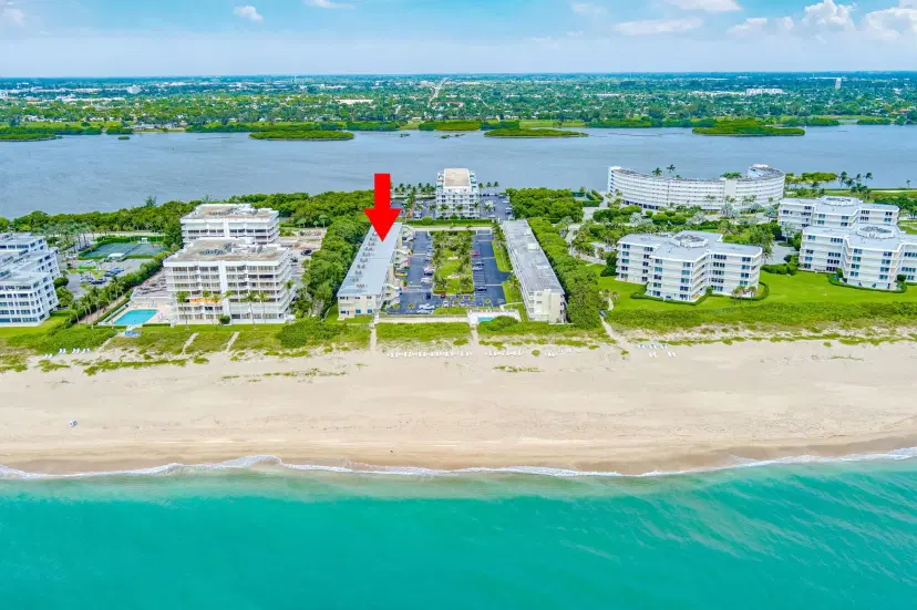 Picture of 2565 S Ocean Boulevard 211, Palm Beach FL 33480