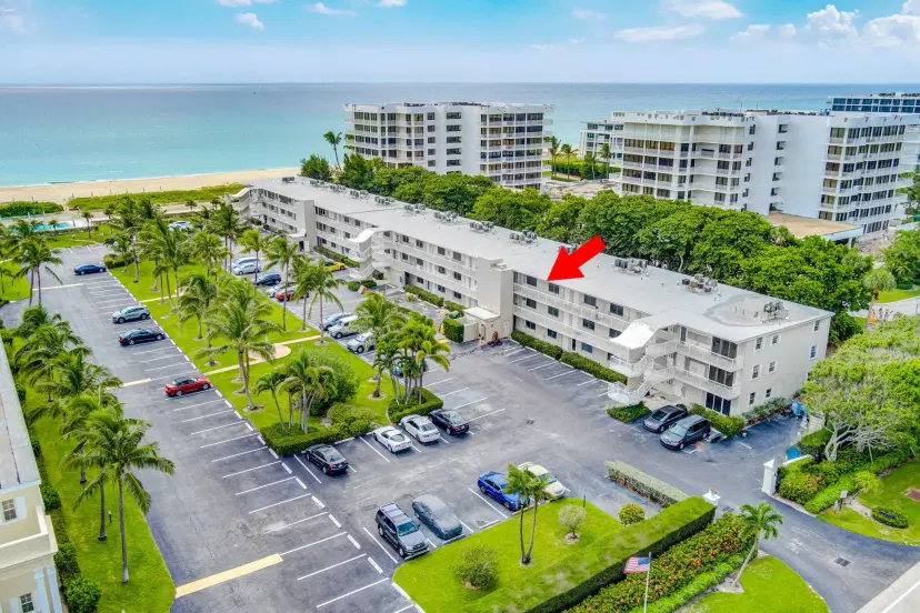 Picture of 2565 S Ocean Boulevard 306, Palm Beach FL 33480