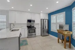 Picture of 850 Meadowland Dr J, Naples, FL 34108