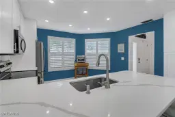 Picture of 850 Meadowland Dr J, Naples, FL 34108