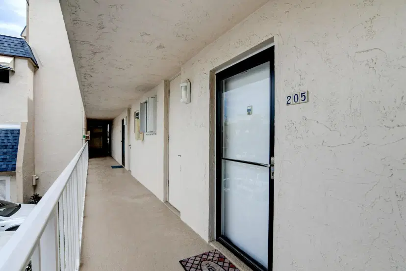 Picture of 3575 S Ocean Boulevard 205, South Palm Beach FL 33480