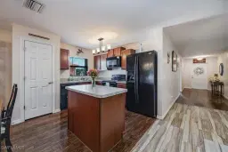 Picture of 706 SW 9Th Ct, Cape Coral, FL 33991