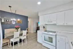 Picture of 713 Palm View Dr Dp4, Naples, FL 34110