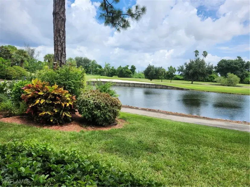 Picture of 5885 Trailwinds Dr 712, Fort Myers FL 33907