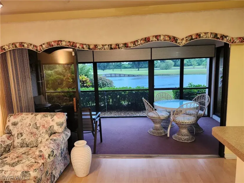 Picture of 5885 Trailwinds Dr 712, Fort Myers FL 33907