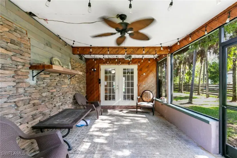 Picture of 431 12Th Ave Nw, Naples FL 34120