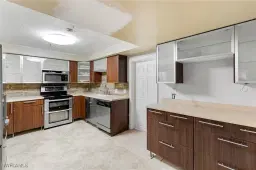 Picture of 431 12Th Ave Nw, Naples, FL 34120