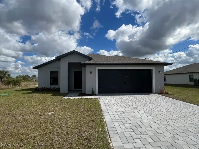 Picture of 855 Yellowbird Dr, Fort Myers FL 33913