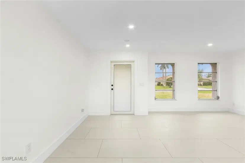Picture of 2031 SE 25Th Ln, Cape Coral FL 33904