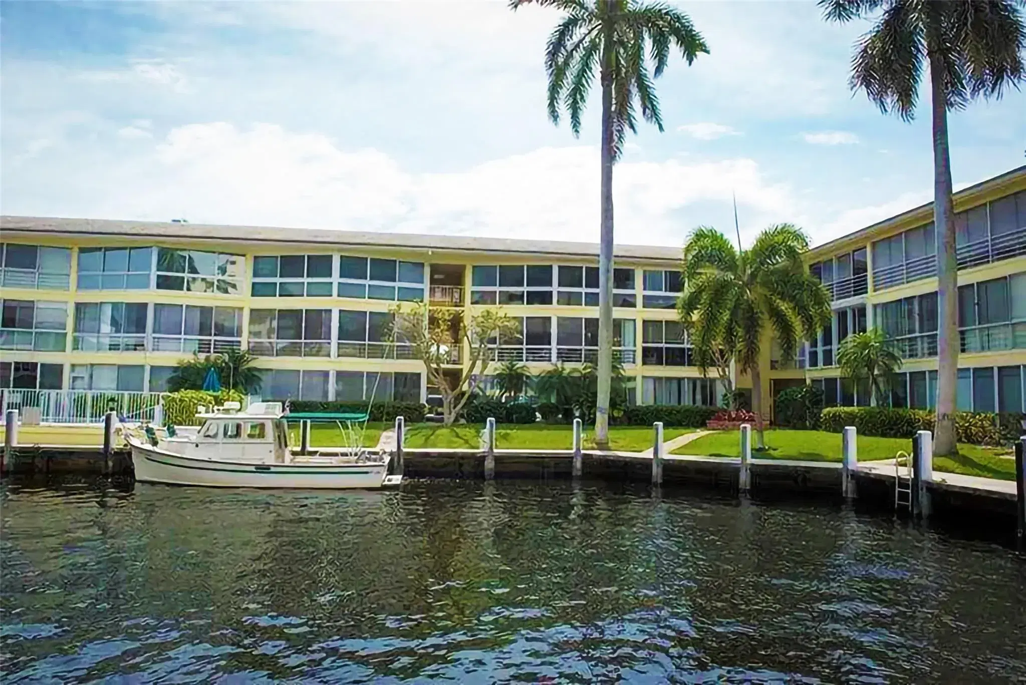 Picture of 3001 NE 47Th Ct 113, Fort Lauderdale, FL 33308