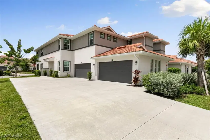 Picture of 12050 Santaluz Dr 201, Fort Myers FL 33913