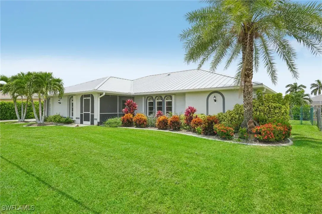 Picture of 123 SE 29Th Ter, Cape Coral, FL 33904