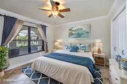 Picture of 589 98Th Ave N, Naples, FL 34108