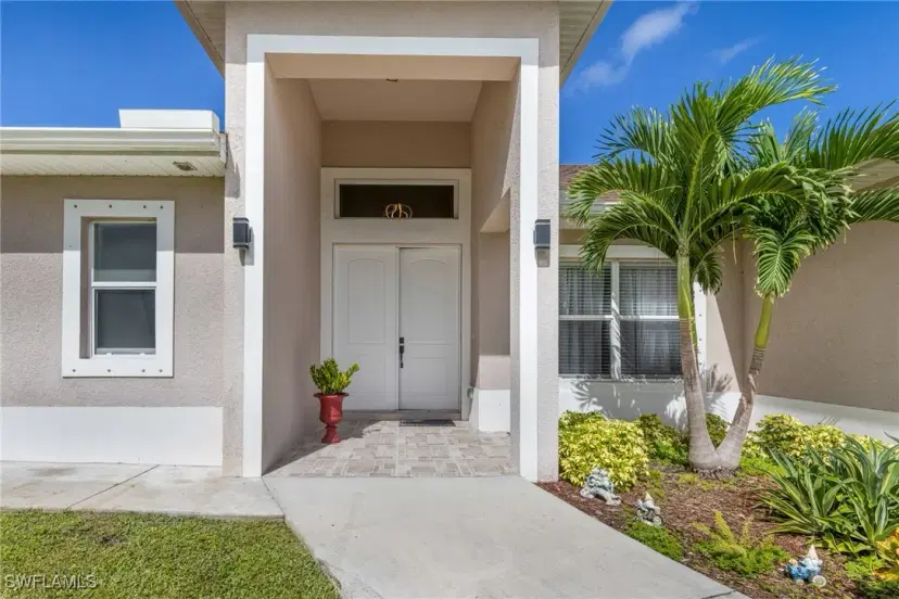Picture of 617 12Th St Se, Naples FL 34117