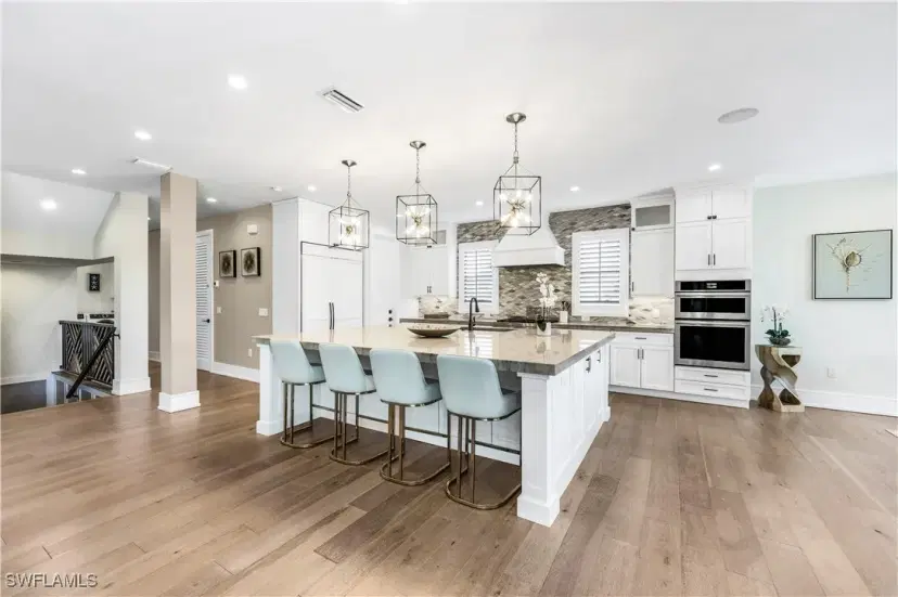 Picture of 241 Willow Ave, Anna Maria FL 34216