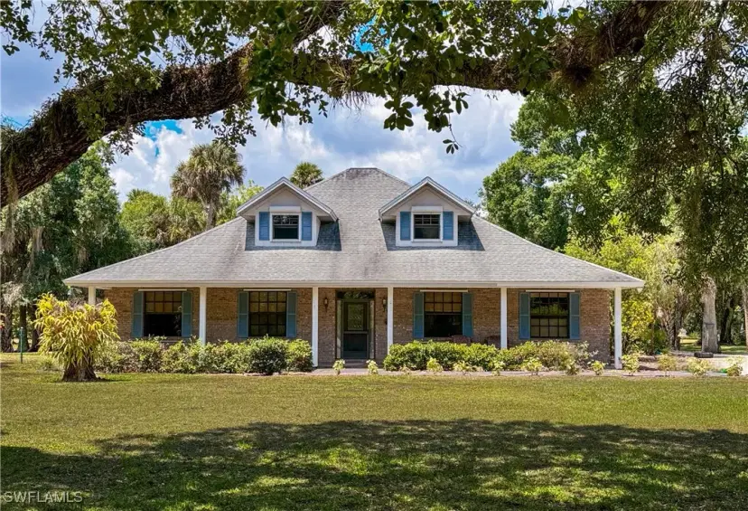 Picture of 865 Fort Thompson Ave, Labelle FL 33935