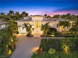 Picture of 4220 Crayton Rd, Naples, FL 34103