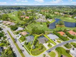 Picture of 101 Muirfield Cir, Naples, FL 34113