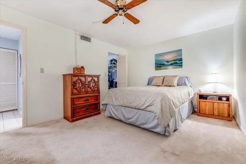 Picture of 137 Pinebrook Dr, Fort Myers FL 33907