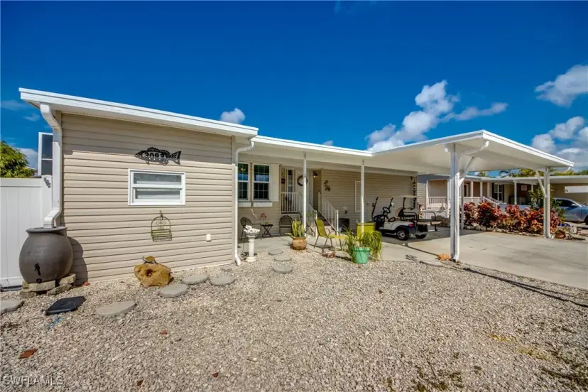 Picture of 3083 Sloop Ln, St. James City FL 33956