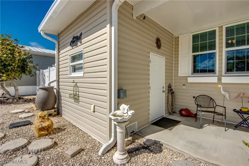 Picture of 3083 Sloop Ln, St. James City FL 33956