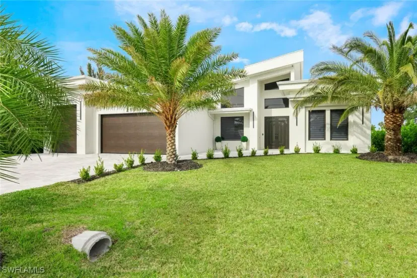 Picture of 215 SE 28Th Ter, Cape Coral FL 33904