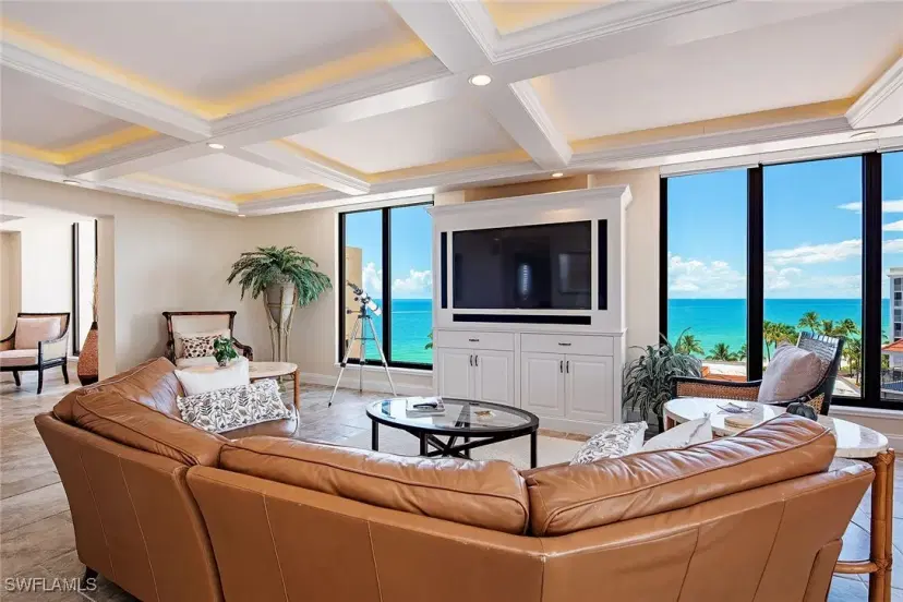 Picture of 3215 Gulf Shore Blvd N 5N, Naples FL 34103