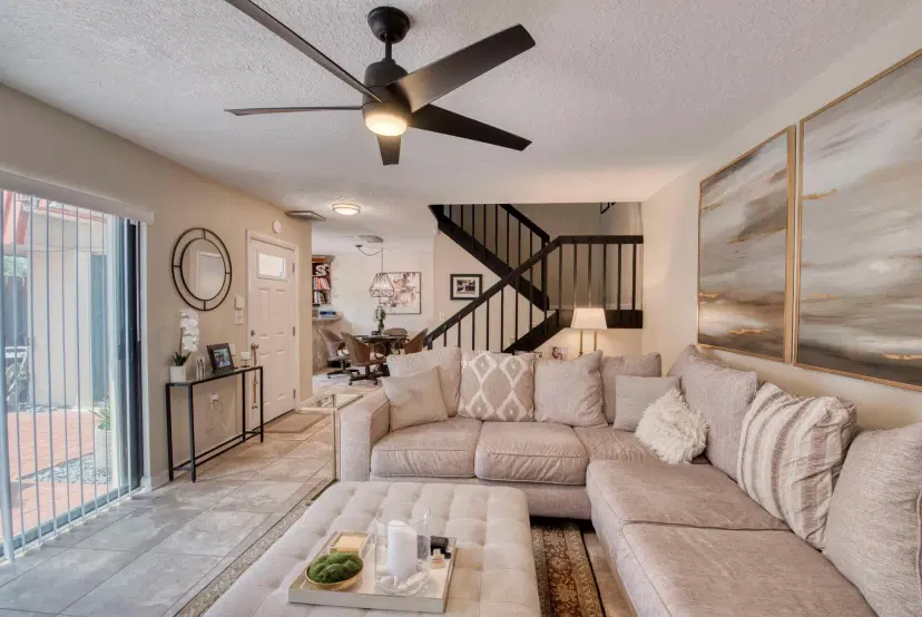 Picture of 3320 Meridian Way S B, Palm Beach Gardens FL 33410