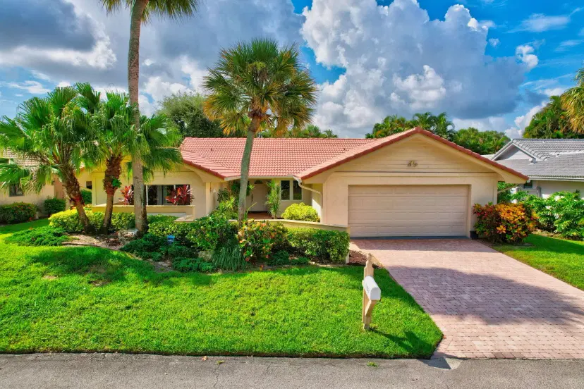 Picture of 6858 Villas Drive W, Boca Raton FL 33433