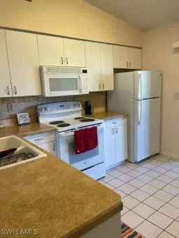 Picture of 287 Quail Forest Blvd 215, Naples, FL 34105