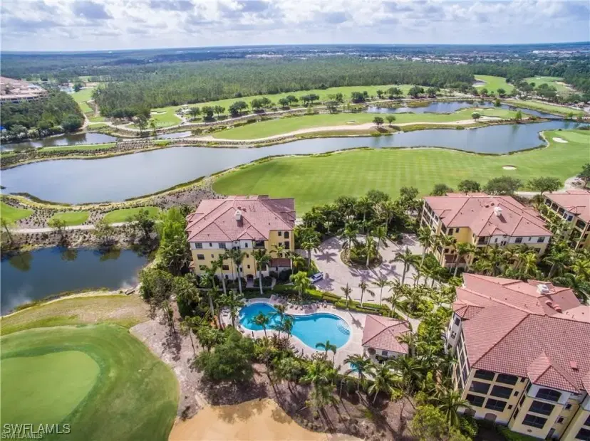 Picture of 2542 Marquesa Royale Ln 6-301, Naples FL 34109