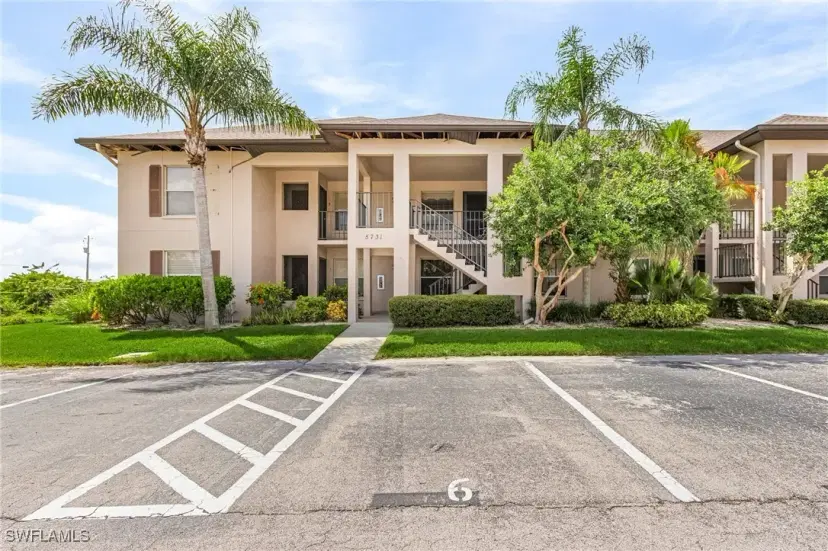 Picture of 5731 Foxlake Dr 6, North Fort Myers FL 33917