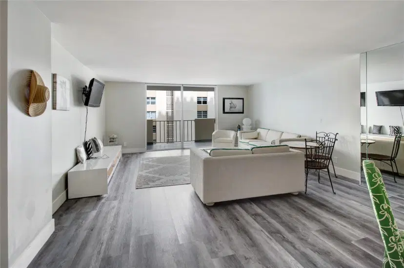 Picture of 1865 S Ocean Dr 6C, Hallandale Beach FL 33009
