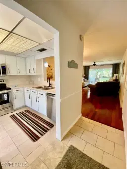 Picture of 2828 Jackson St E-3, Fort Myers, FL 33901