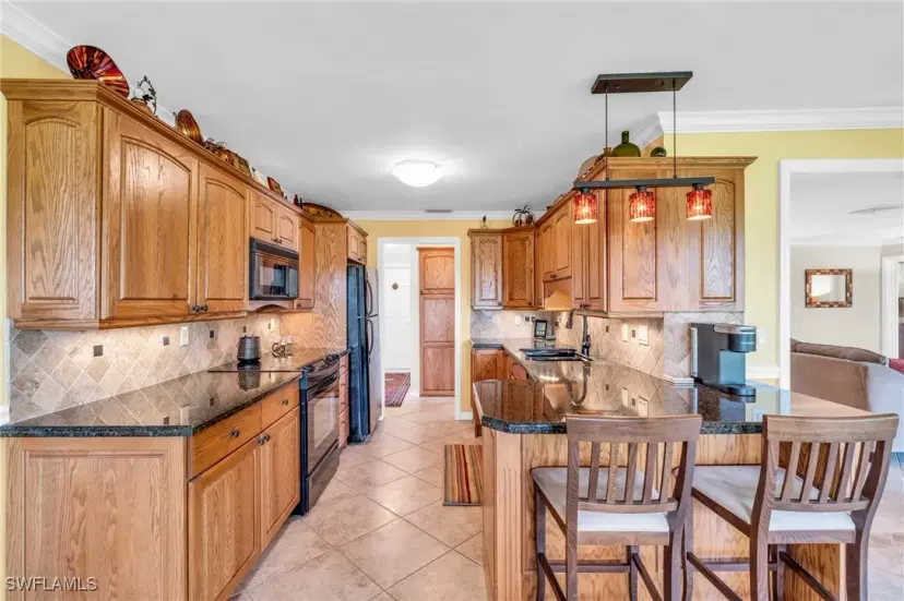 Picture of 153 Viking Way, Naples FL 34110