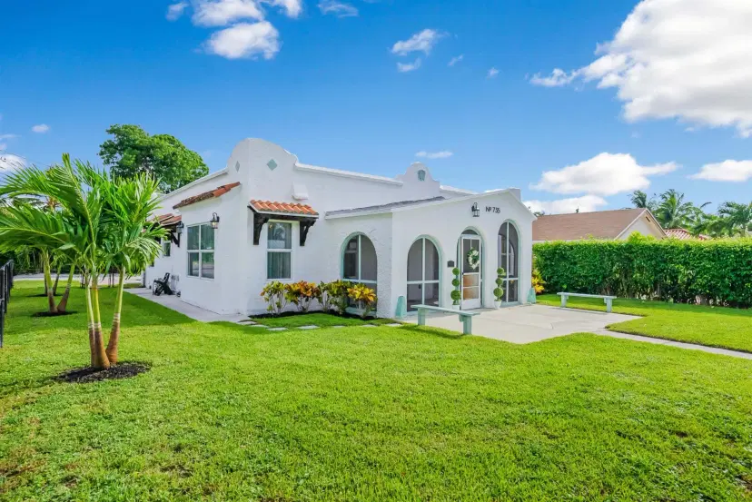 Picture of 735 Hunter Street, West Palm Beach FL 33405