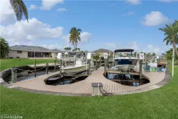 Picture of 6781 Danah Ct, Fort Myers, FL 33908