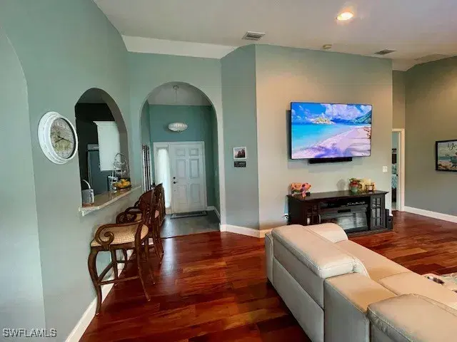 Picture of 15139 Ligustrum Ln, Alva FL 33920