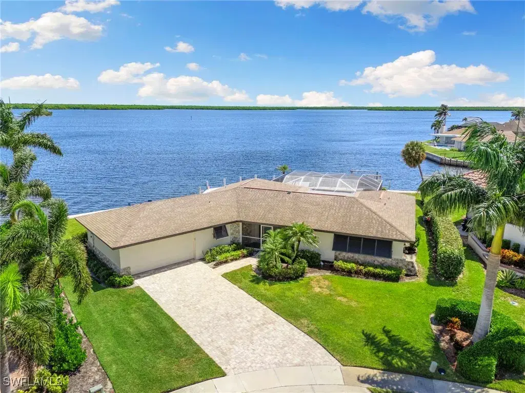 Picture of 449 Pepperwood Ct, Marco Island, FL 34145