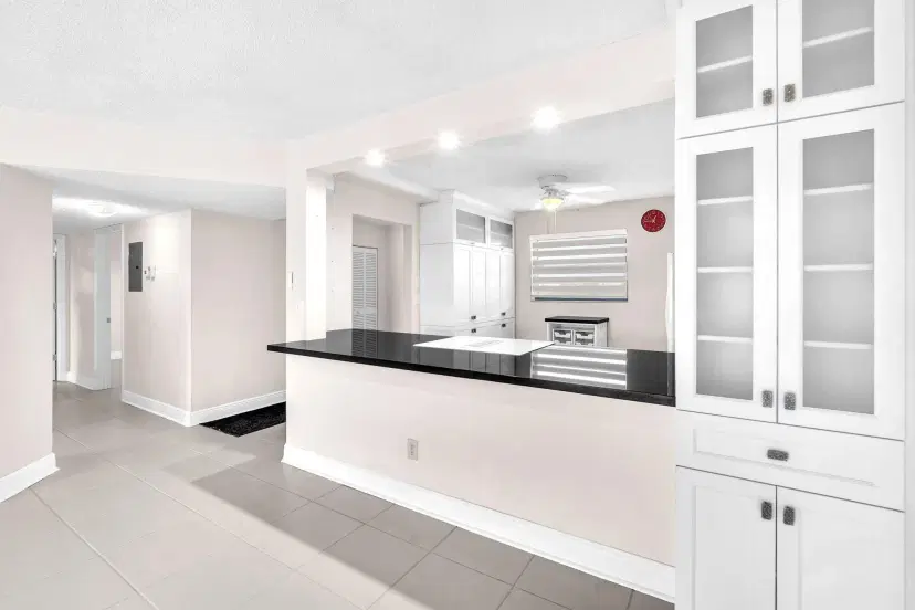 Picture of 4930 E Sabal Palm Blvd 414, Tamarac FL 33319