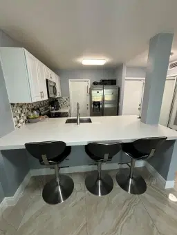 Picture of 440 SE 2Nd Ave 21, Deerfield Beach, FL 33441