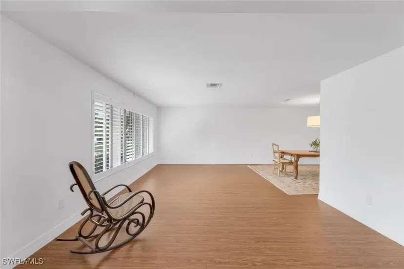 Picture of 840 S Town And River Dr, Fort Myers FL 33919
