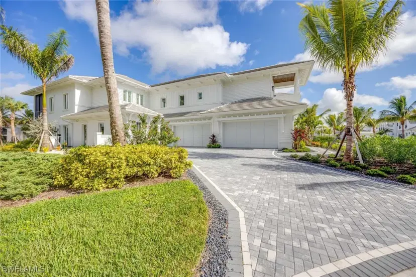 Picture of 3291 Dorado Ln 101, Naples FL 34114