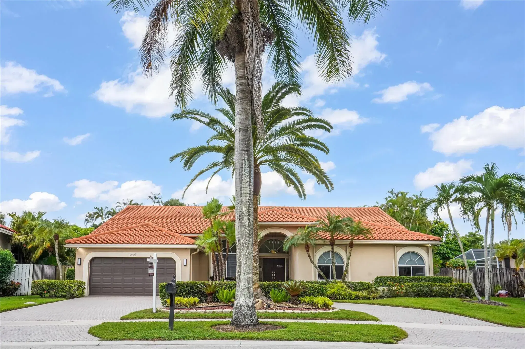 Picture of 10960 NW 2Nd St, Plantation, FL 33324