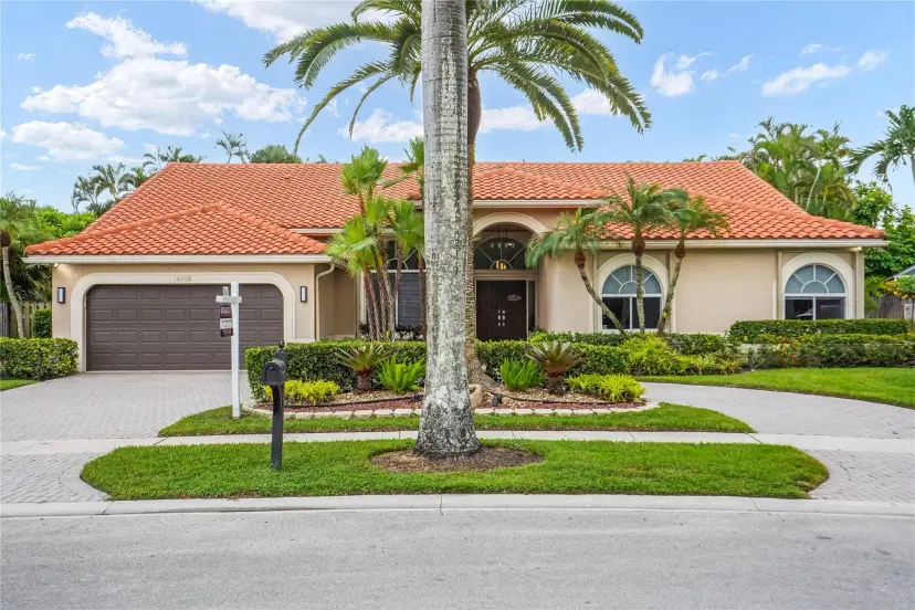 Picture of 10960 NW 2Nd St, Plantation FL 33324