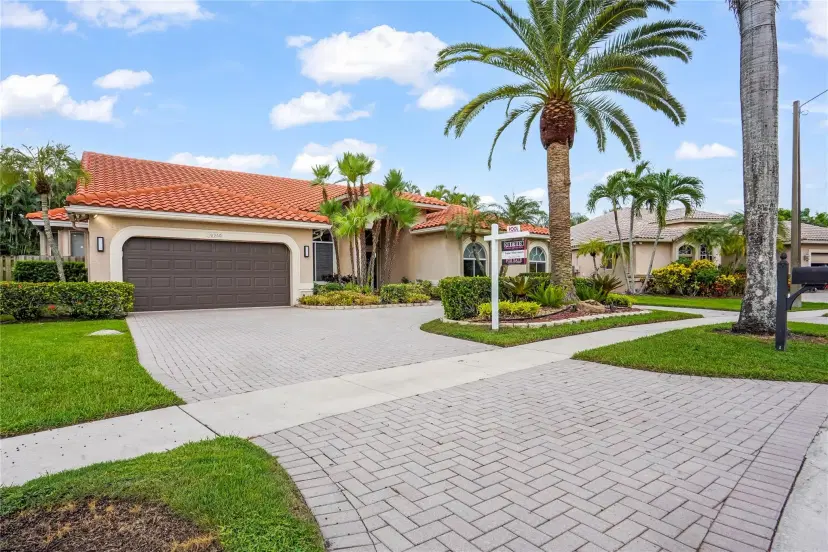 Picture of 10960 NW 2Nd St, Plantation FL 33324