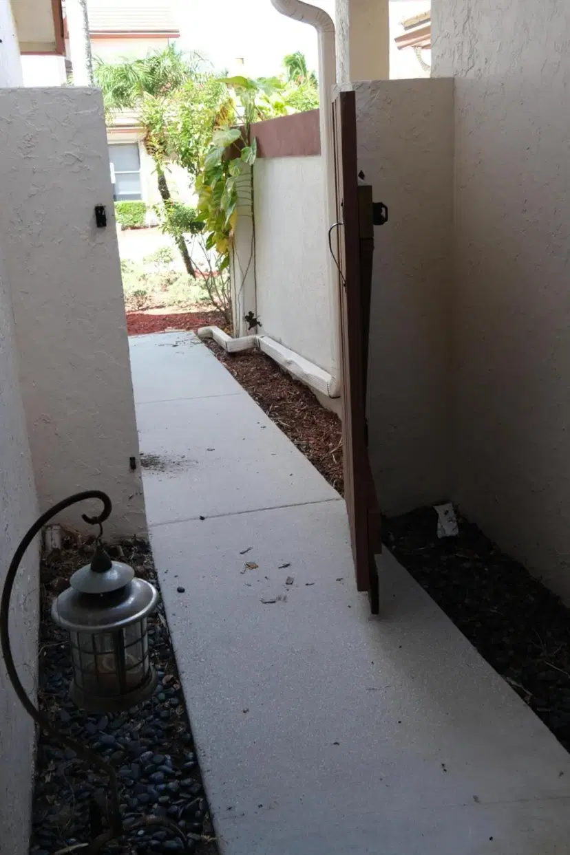 Picture of 12724 Shoreline Drive E, Wellington FL 33414