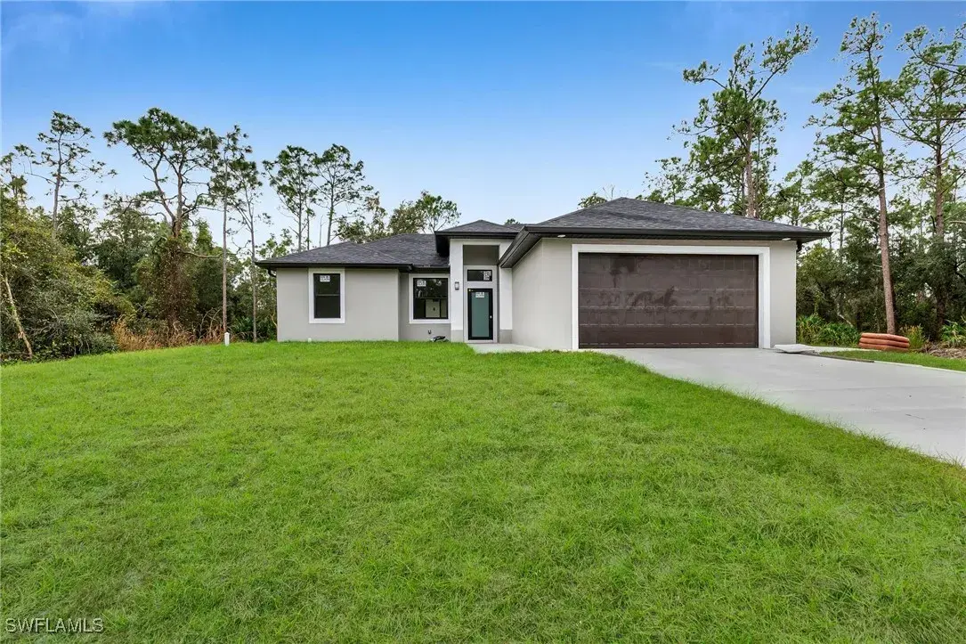 Picture of 2813 52Nd St Sw, Lehigh Acres, FL 33976